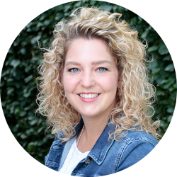Julia van Deursen